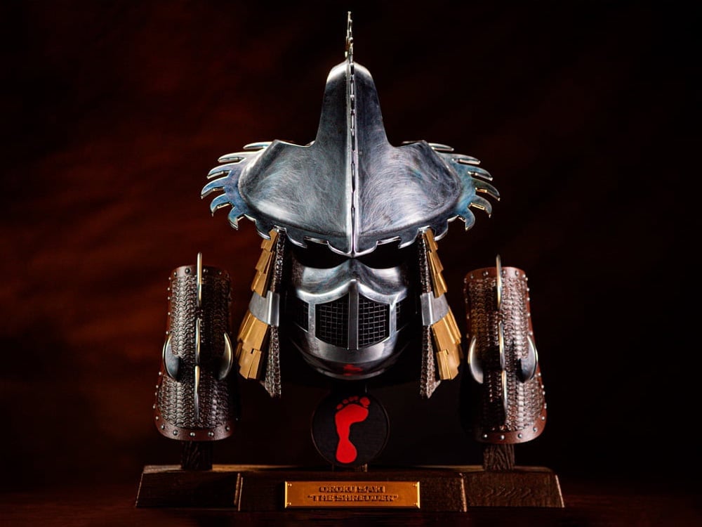 Teenage Mutant Ninja Turtles Shredder Life-Sized Stainless Steel Armor (Deluxe Ooze Edition) Replica Set Gallery Image 1
