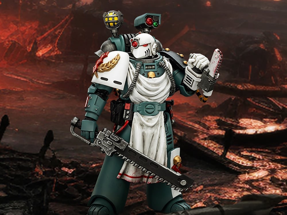 Warhammer: The Horus Heresy Sons of Horus Legion Apothecary 1/18 Scale Action Figure Gallery Image 1