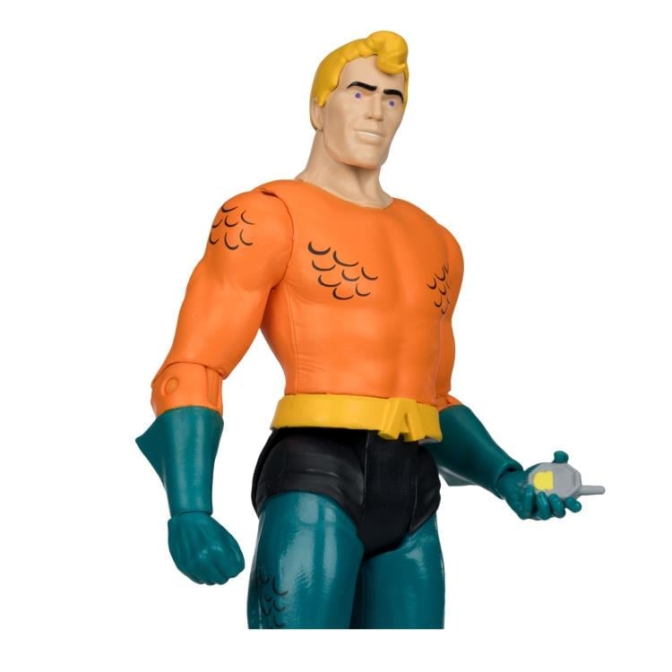 Super Friends DC Retro Aquaman Action Figure Gallery Image 7