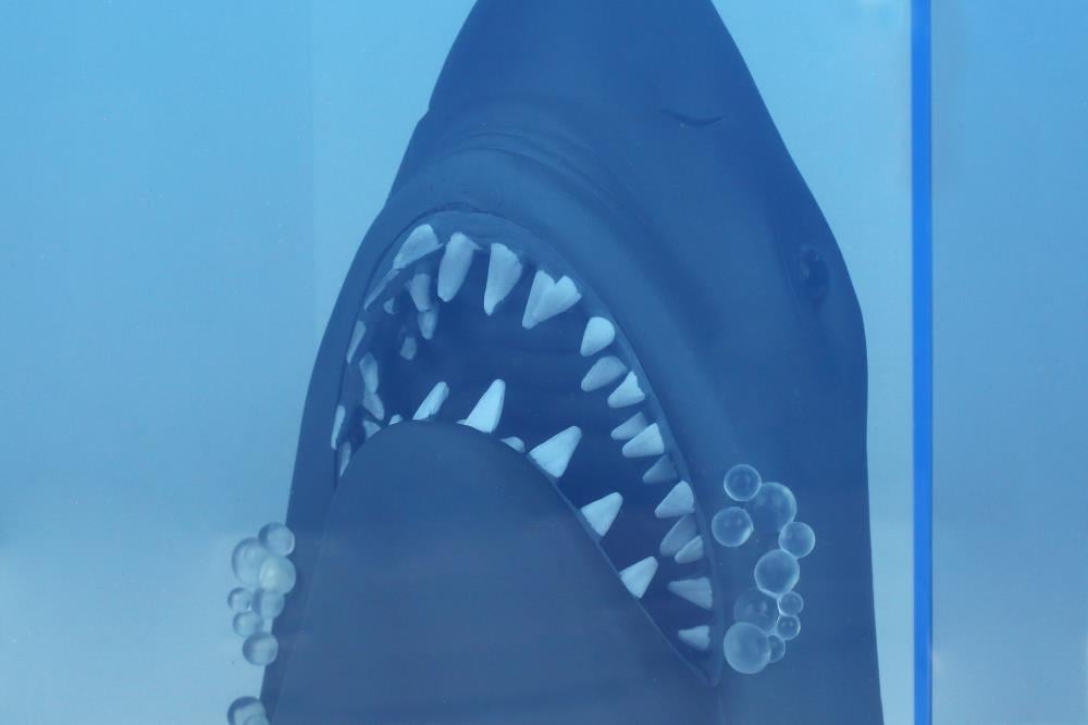Jaws 50th Anniversary 3D Movie Poster Light-Up Figure Gallery Image 8