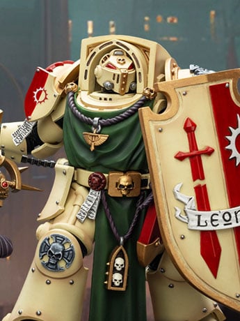 Warhammer 40,000 Dark Angels Deathwing Knight 2 with Power Sword, Storm Shield, and Watcher in the Dark 1/18 Scale Action Figure Gallery Image 2