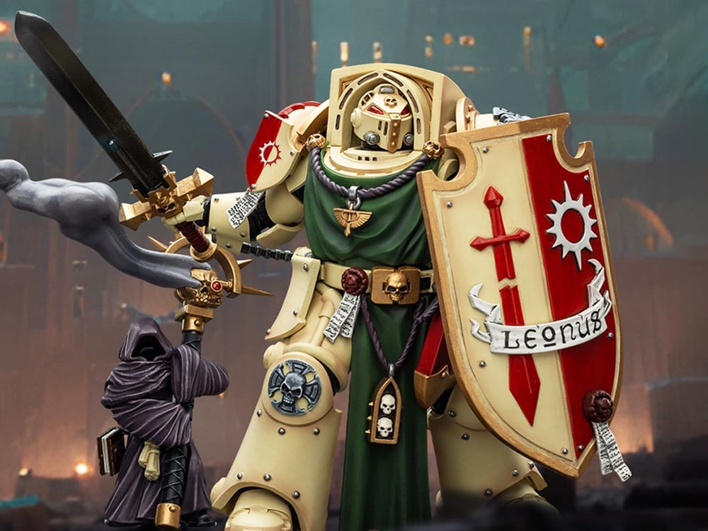 Warhammer 40,000 Dark Angels Deathwing Knight 2 with Power Sword, Storm Shield, and Watcher in the Dark 1/18 Scale Action Figure Gallery Image 1