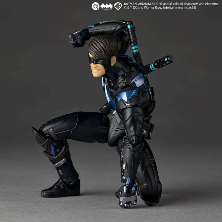 DC Comics Amazing Yamaguchi Revoltech NR104 Nightwing Action Figure Gallery Image 5