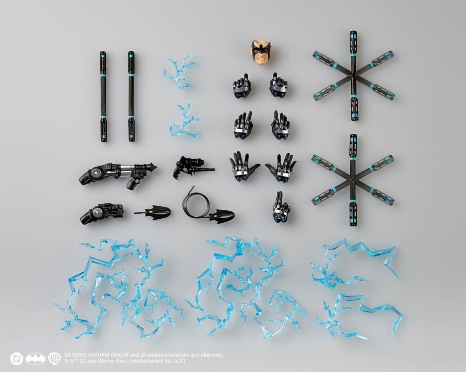 DC Comics Amazing Yamaguchi Revoltech NR104 Nightwing Action Figure Gallery Image 14