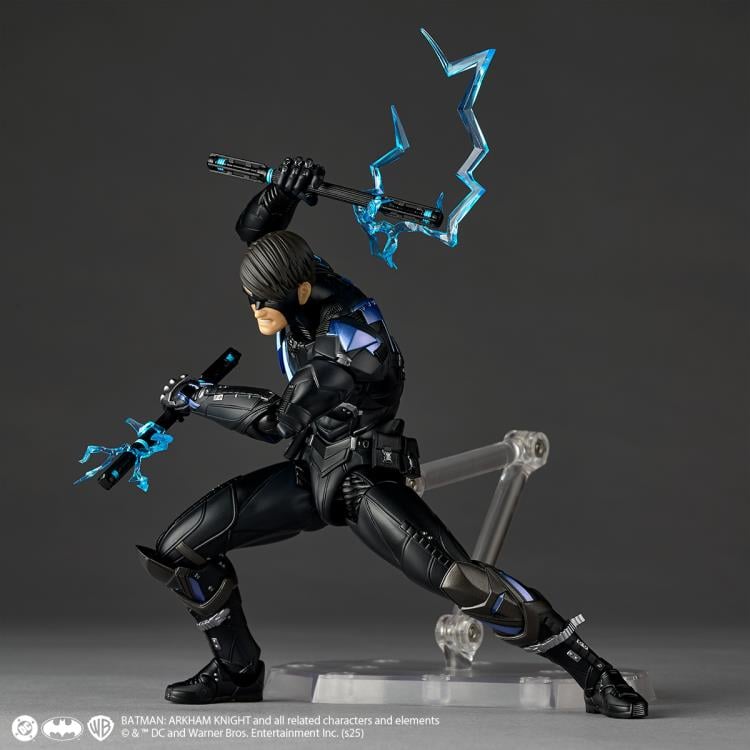 DC Comics Amazing Yamaguchi Revoltech NR104 Nightwing Action Figure Gallery Image 4