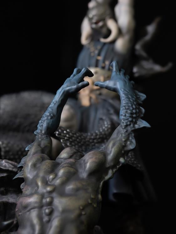 Frank Frazetta ICON Collectibles Death Dealer II 1/6 Scale Limited Edition Statue Gallery Image 30