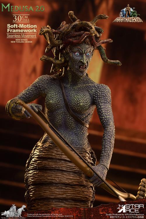 Clash of the Titans Ray Harryhausen 100th Anniversary Soft-Motion Series Medusa Action Figure Gallery Image 9