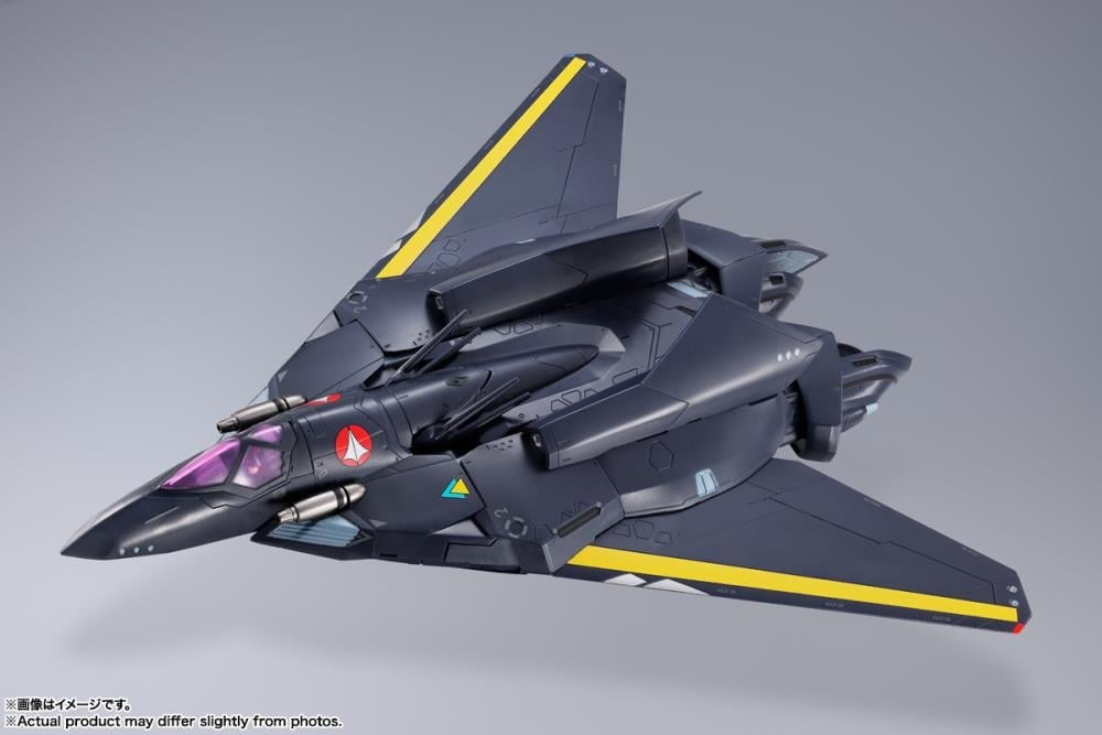 Macross 7 DX Chogokin VF-17S Nightmare Stealth Valkyrie (Gamlin