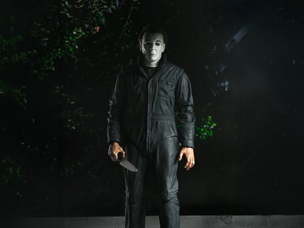 Halloween: Resurrection Ultimate Michael Myers Action Figure Gallery Image 1