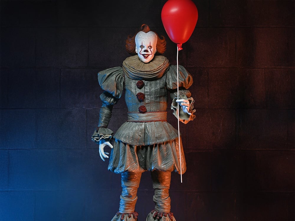 IT: Welcome to Derry Pennywise 1/4 Scale Action Figure Gallery Image 1