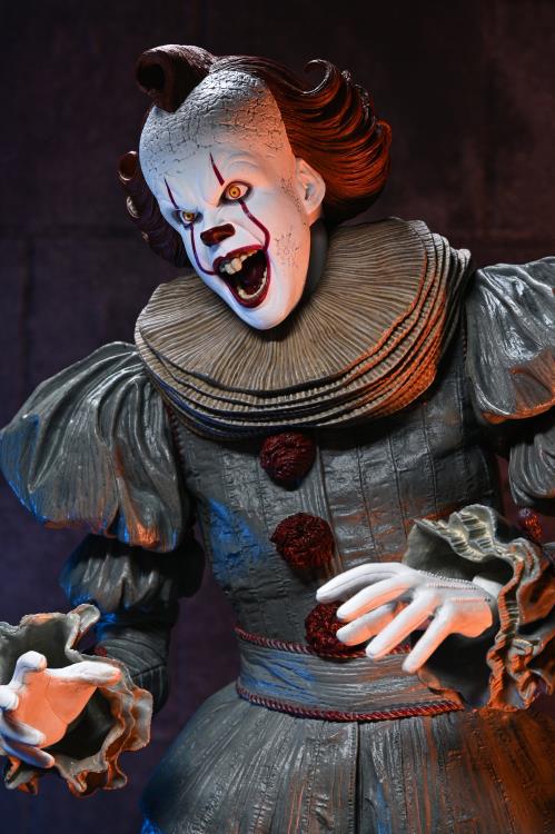 IT: Welcome to Derry Pennywise 1/4 Scale Action Figure Gallery Image 8