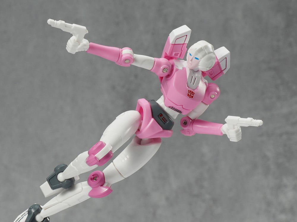 Transformers AMK Mini G1 Arcee Model Kit Transformers AMK Mini G1 Arcee Model Kit