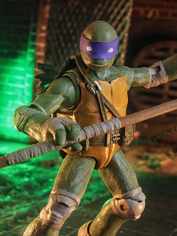Teenage Mutant Ninja Turtles Page Punchers Donatello 5" Action Figure with Comic Gallery Image 2