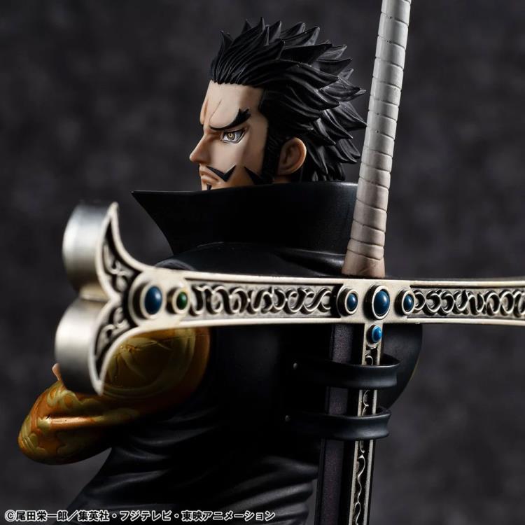 One Piece Portrait of Pirates SA-Limited Dracule Mihawk "Hawk Eye" (Ver. R) Gallery Image 18
