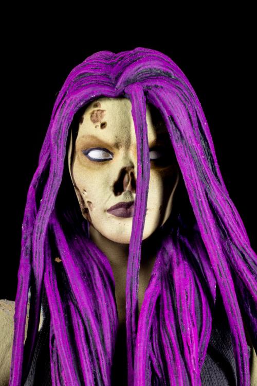Graveyard Zombies Rocker (Female) Zombie Action Figure Gallery Image 8
