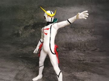 Casshern DFS085 Casshern Action Figure