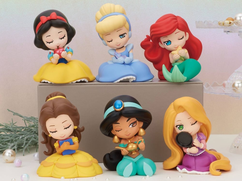Disney Perihapi Katazun Hug Princess Box of 8 Random Figures