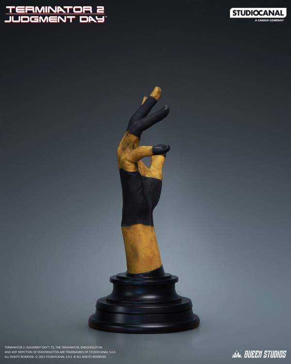 Terminator 2: Judgement Day T-1000 Life-Sized Bust Gallery Image 27
