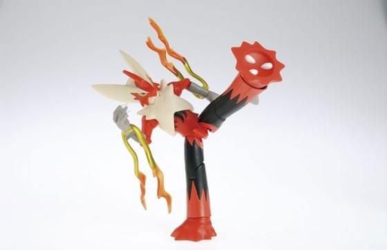 Pokemon Select Series 37 Mega Blaziken Model Kit Gallery Image 4