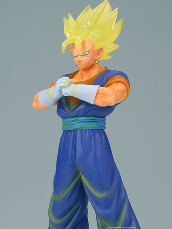 Dragon Ball Super Clearise Super Saiyan Vegito Figure Gallery Image 2