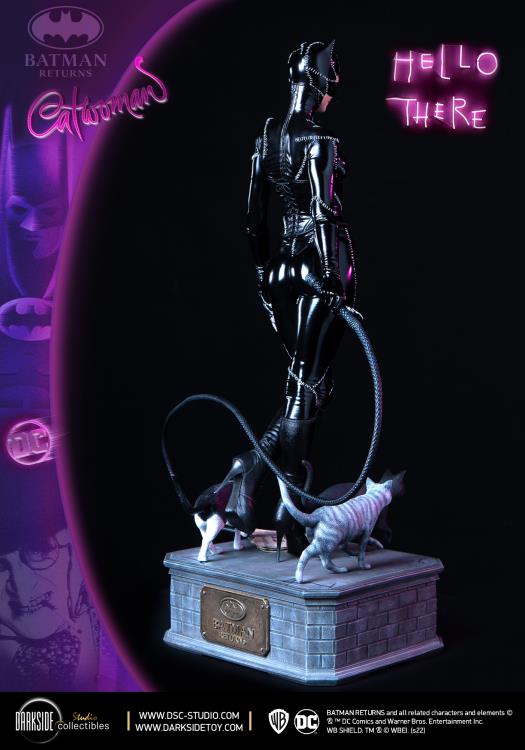 Batman Returns Masters Series Catwoman (30th Anniversary) 1/3 Scale Limited Edition Statue Gallery Image 6