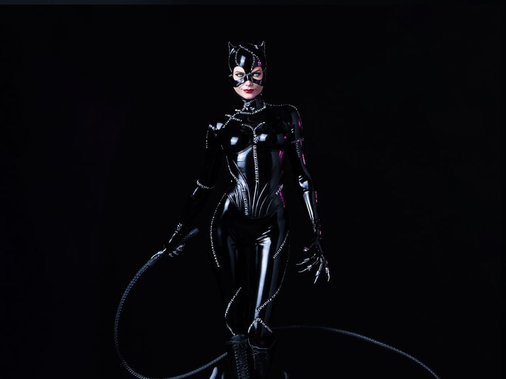 Batman Returns Masters Series Catwoman (30th Anniversary) 1/3 Scale Limited Edition Statue Gallery Image 1