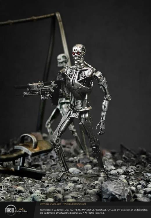 Terminator 2: Judgment Day 30th Anniversary Aerial Hunter Killer Limited Edition Maquette Gallery Image 19