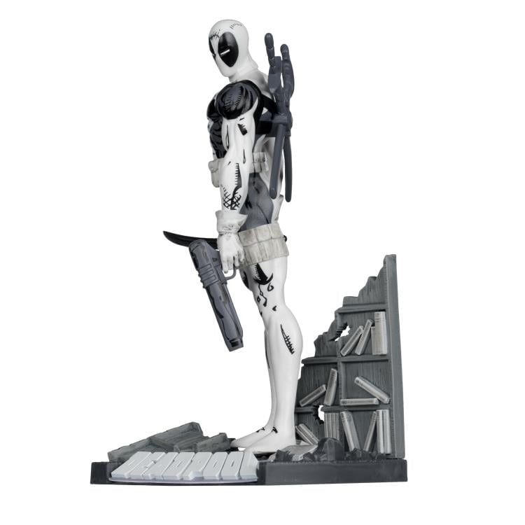 Marvel Comics Gold Label Deadpool (Line Art Ver.) (The New Mutants #98) 1/10 Scale Figure Gallery Image 9