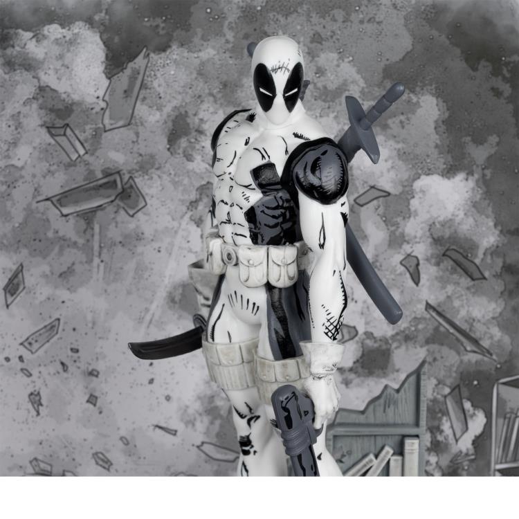 Marvel Comics Gold Label Deadpool (Line Art Ver.) (The New Mutants #98) 1/10 Scale Figure Gallery Image 5