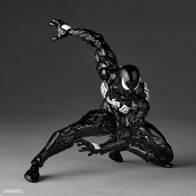 Marvel Comics Amazing Yamaguchi Revoltech NR105 Symbiote Suit Spider-Man Action Figure Gallery Image 6