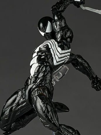 Marvel Comics Amazing Yamaguchi Revoltech NR105 Symbiote Suit Spider-Man Action Figure Gallery Image 2