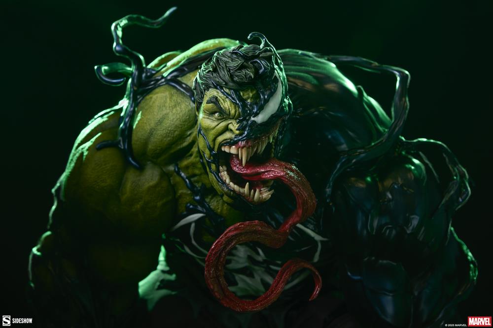 Marvel Comics Premium Format Venomized Hulk Statue Gallery Image 12