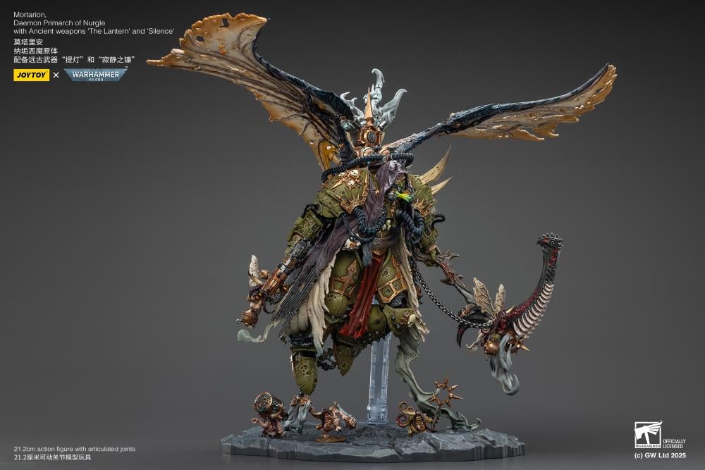 Warhammer 40,000 Mortarion, Daemon Primarch of Nurgle with Ancient Weapons "The Lantern" and "Silence" 1/18 Scale Action Figure Gallery Image 9