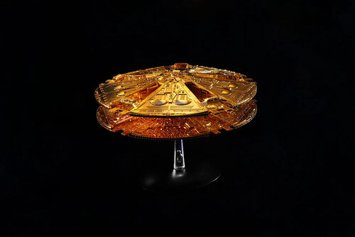 Battlestar Galactica (1978) Gold Cylon Basestar Limited Edition Die-cast Ship Model Gallery Image 5