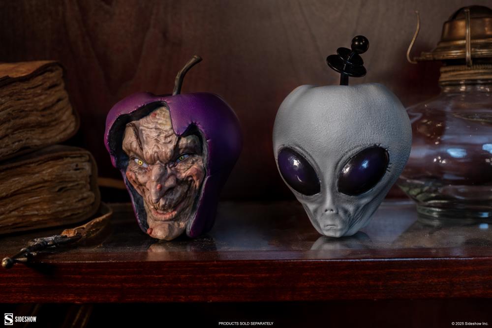 Alien Apple Replica Gallery Image 7