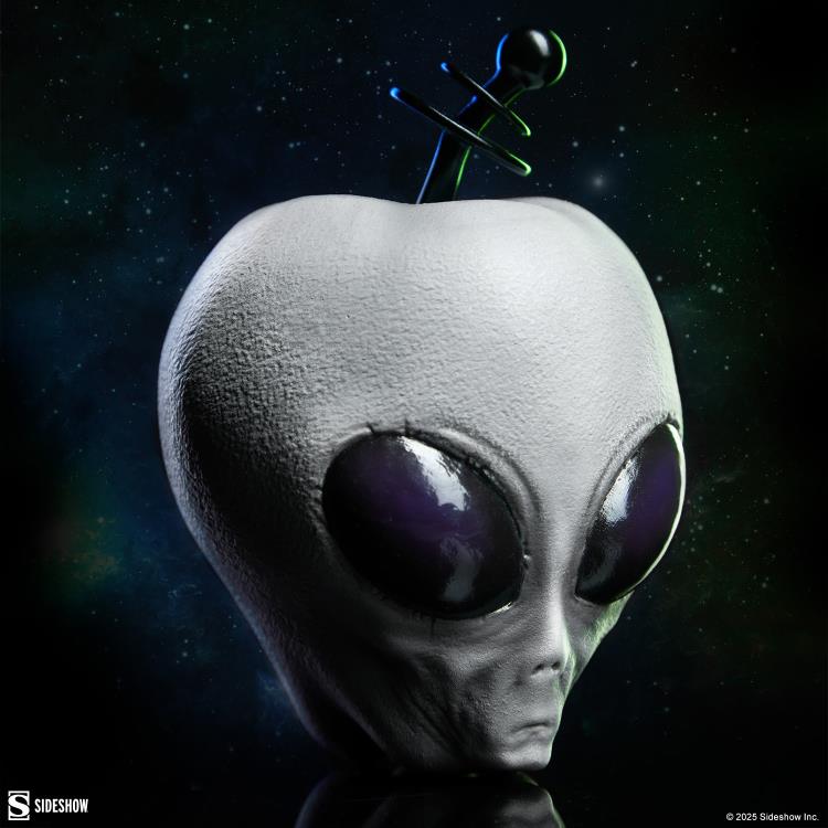 Alien Apple Replica Gallery Image 4