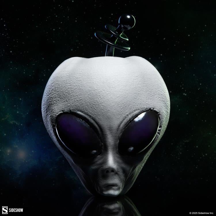 Alien Apple Replica Gallery Image 3