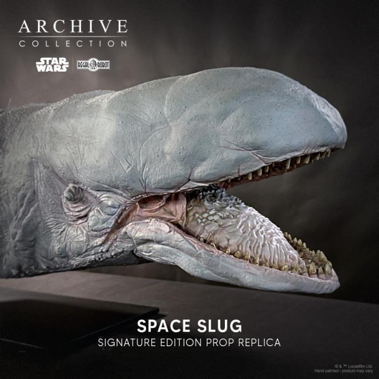 Star Wars: The Empire Strikes Back Archive Collection Space Slug (1:1 Dual Signature Edition) Limited Edition Concept Maquette Replica Gallery Image 11