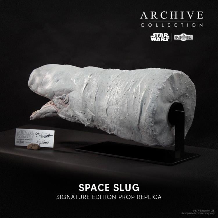 Star Wars: The Empire Strikes Back Archive Collection Space Slug (1:1 Dual Signature Edition) Limited Edition Concept Maquette Replica Gallery Image 6
