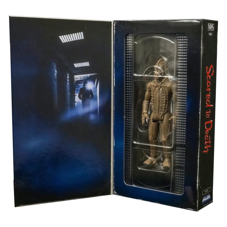 Scared to Death Syngenor Figure Gallery Image 11