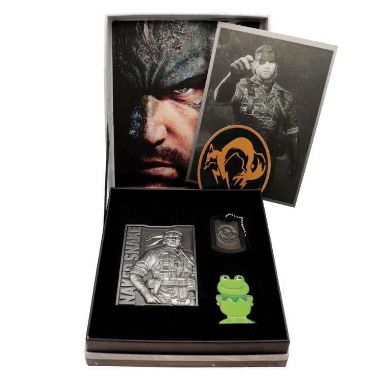Metal Gear Solid Delta: Snake Eater Collector's Set Gallery Image 11