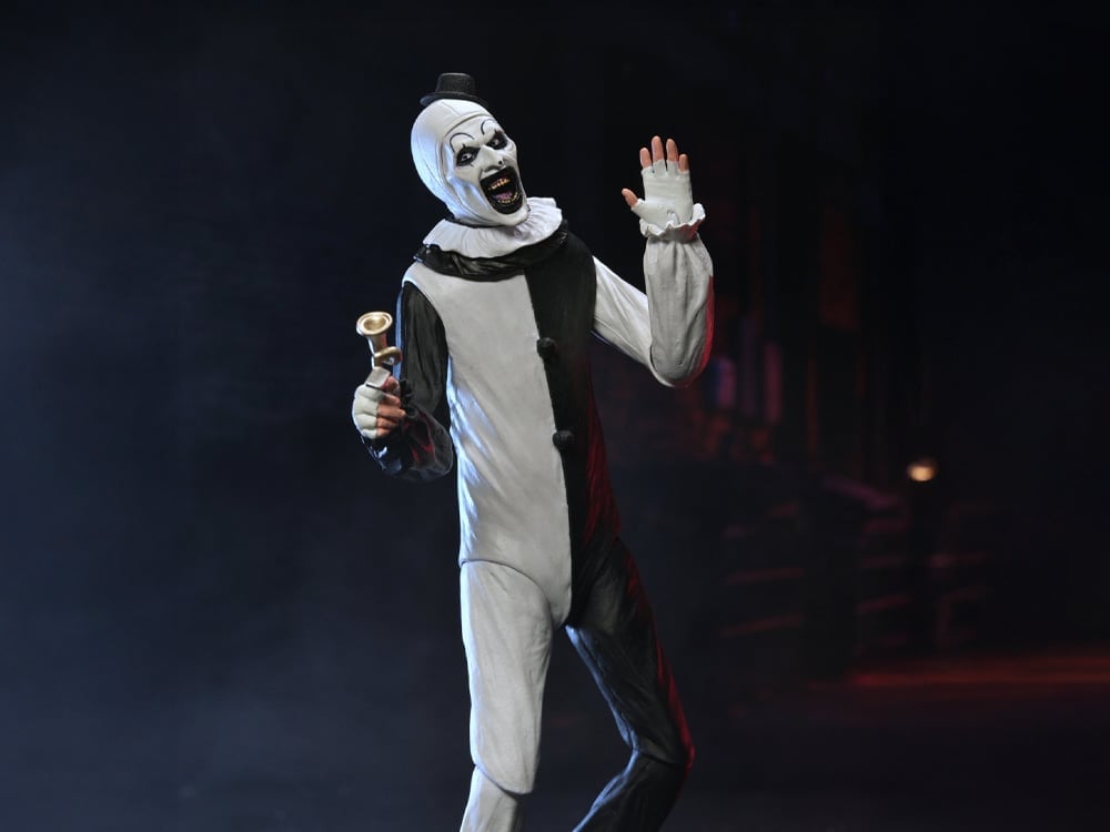 Terrifier Art the Clown 1/4 Scale Action Figure Gallery Image 1