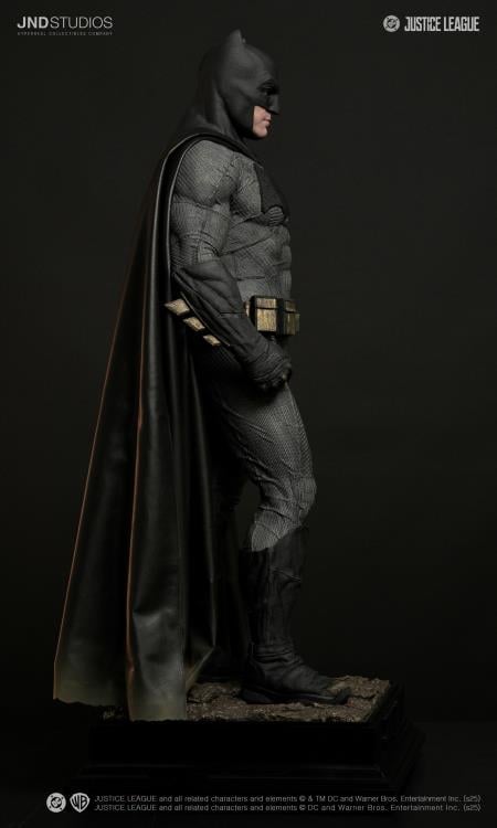 Justice League Hyperreal Platinum Batman 1/3 Scale Statue Gallery Image 6