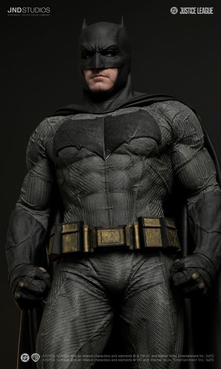 Justice League Hyperreal Platinum Batman (Dual Ver.) 1/3 Scale Statue Gallery Image 28