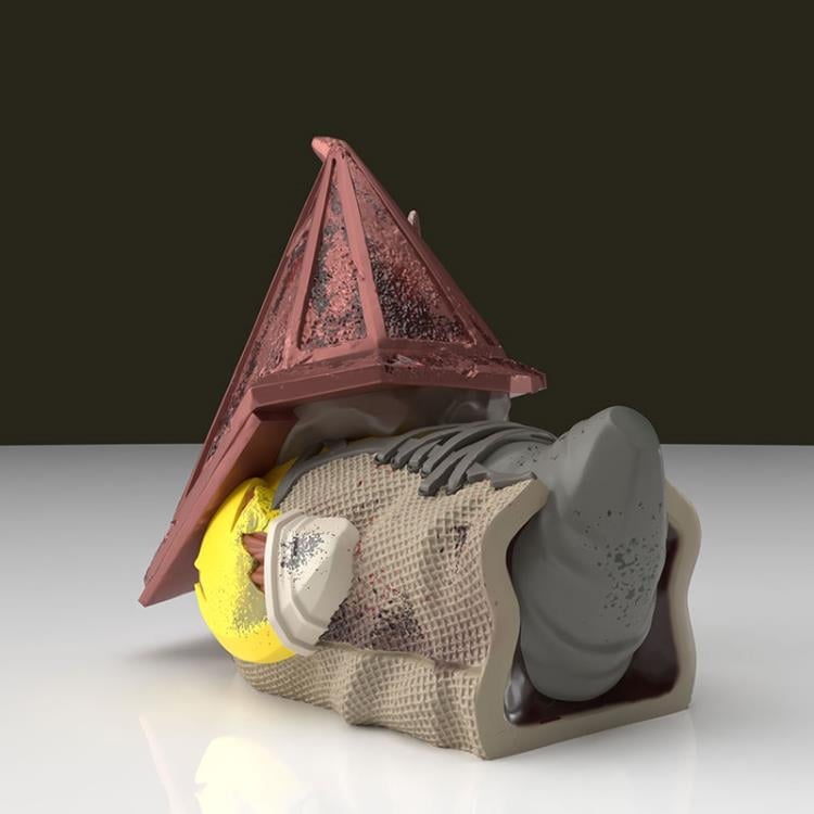 Silent Hill 2 TUBBZ Red Pyramid Thing Cosplaying Duck (First Edition) Gallery Image 4