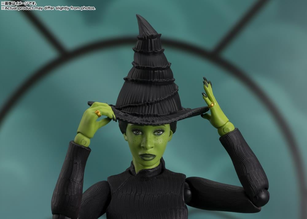 Wicked S.H.Figuarts Elphaba Action Figure Gallery Image 6