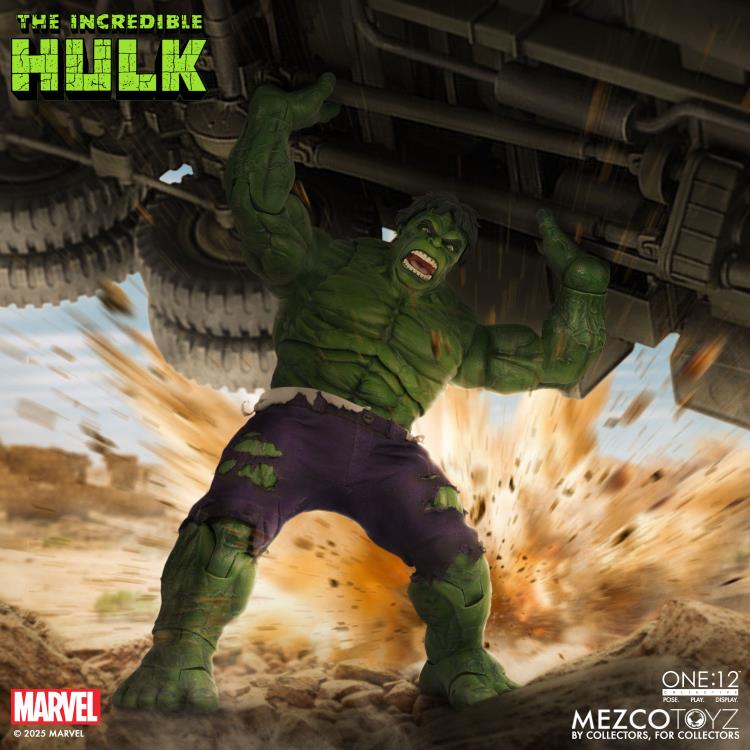 Marvel One:12 Collective The Incredible Hulk Action Figure Gallery Image 12