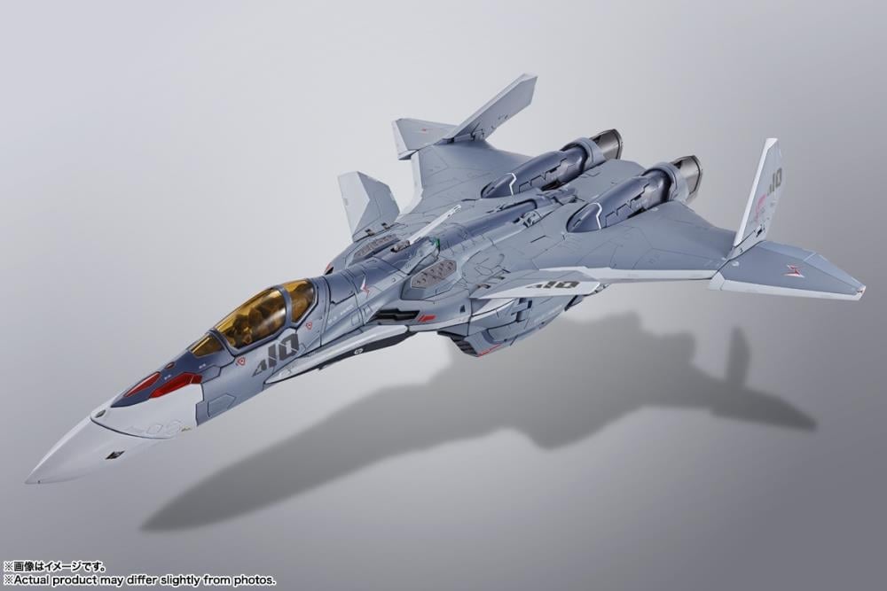 Macross Delta 10th Anniversary DX Chogokin VF-31A Kairos Action Figure