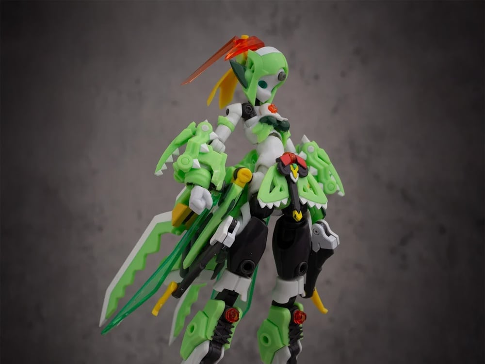 Gene Interference Series QK-TL-001 Mantis Armor Suit Mantis Girl 1