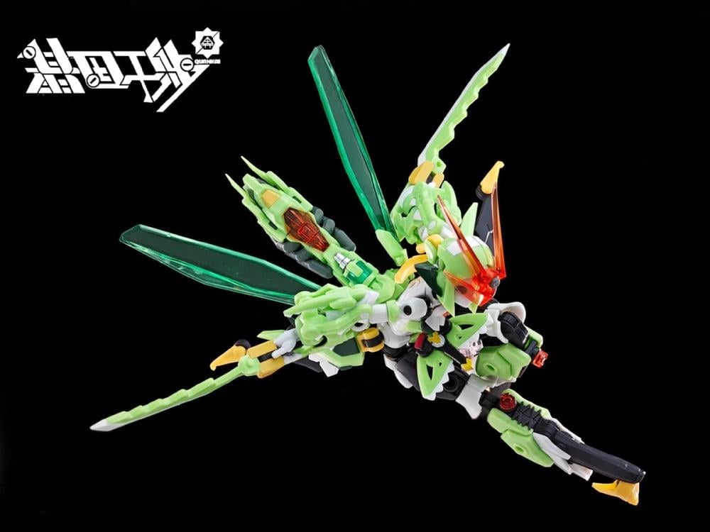 Gene Interference Series QK-TL-001 Mantis Armor Suit Mantis Girl 1/12 Scale Model Kit Gallery Image 10